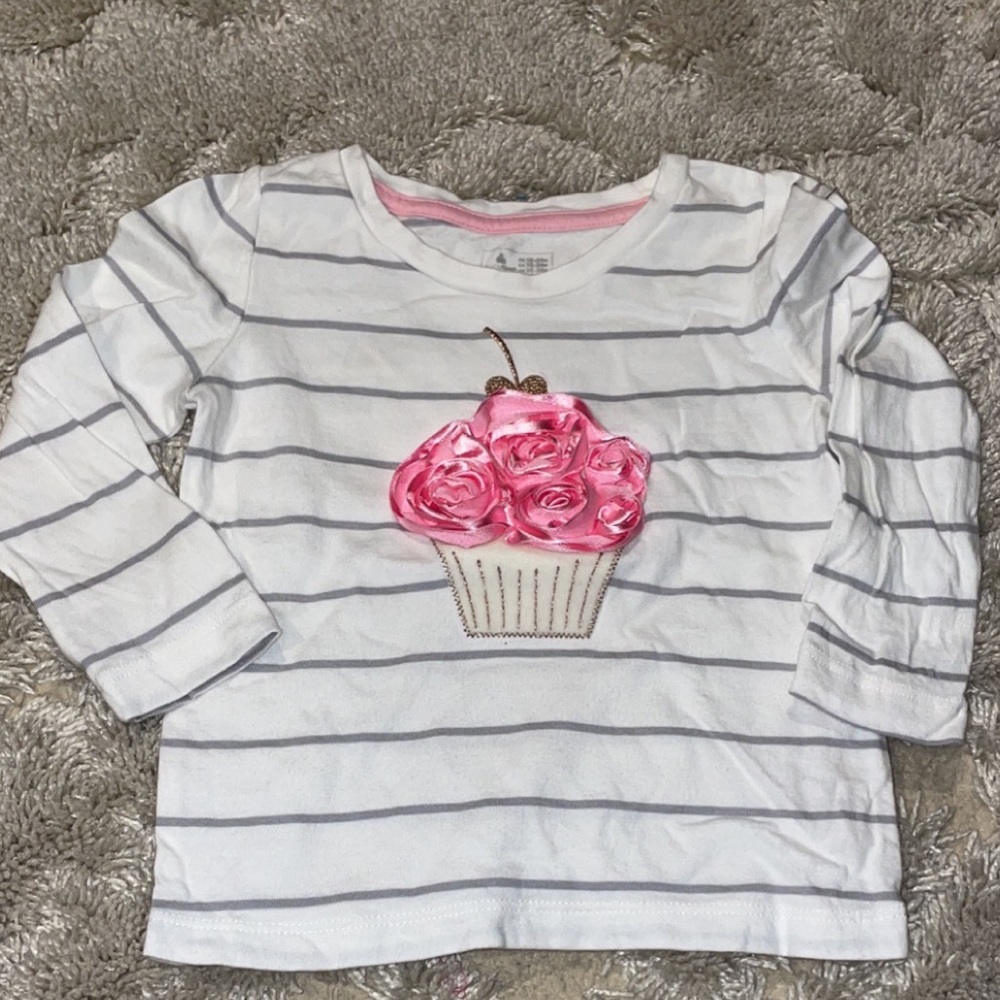 BabyGAP 🧁 ribbon detail tee 18-24mo